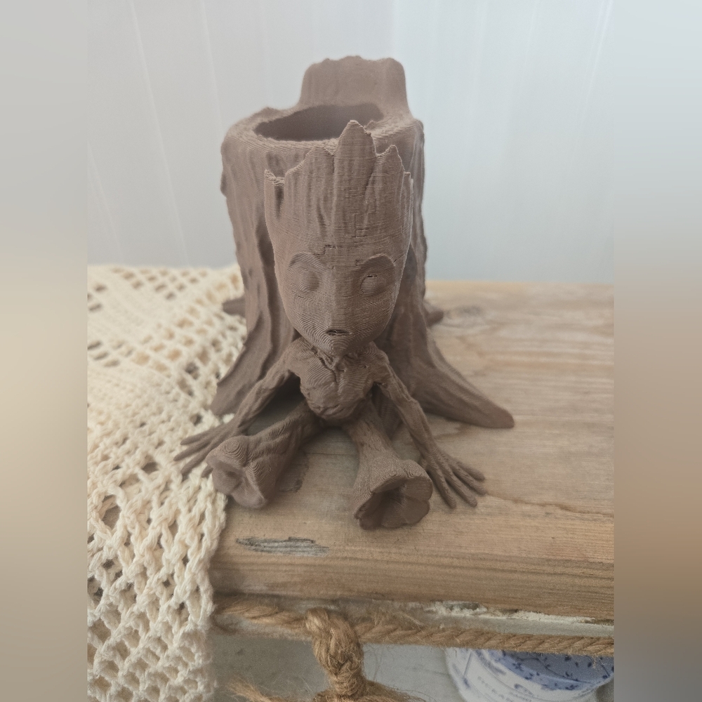 3d Printed Groot Tree Stump Art Sculpture